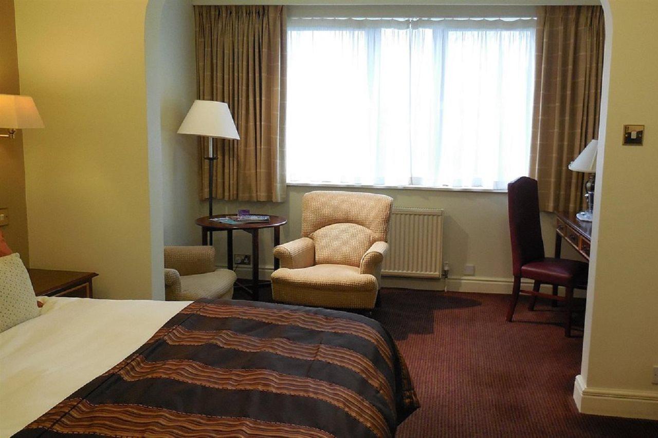 Stratford Manor Hotel Экстерьер фото