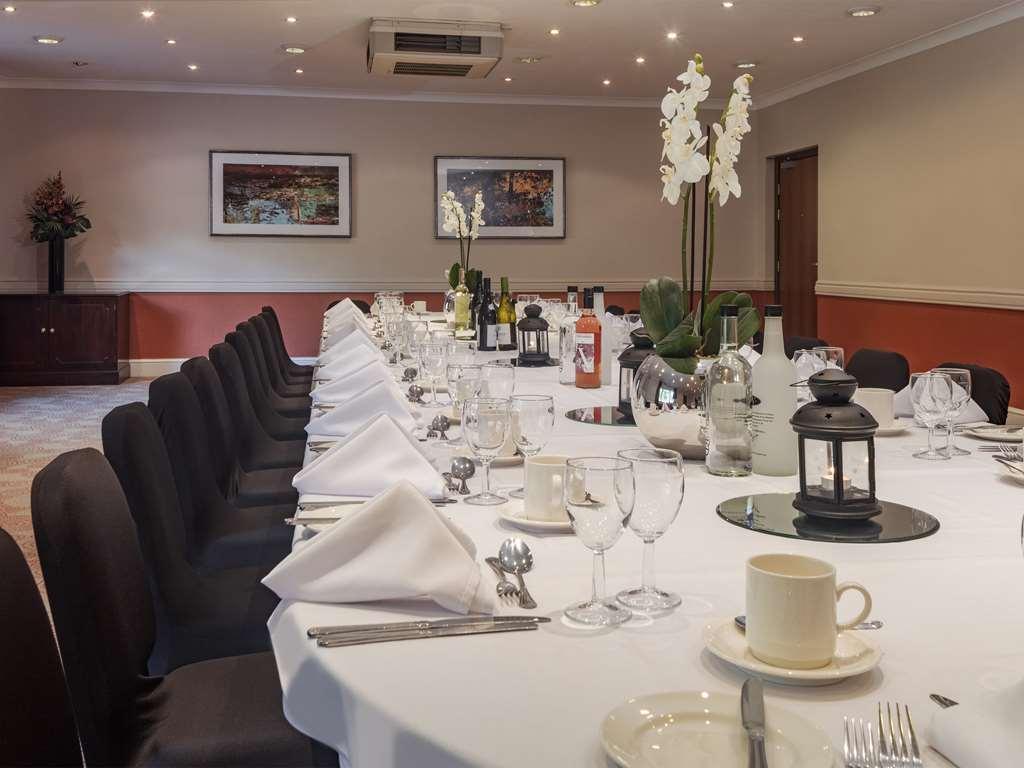Stratford Manor Hotel Удобства фото